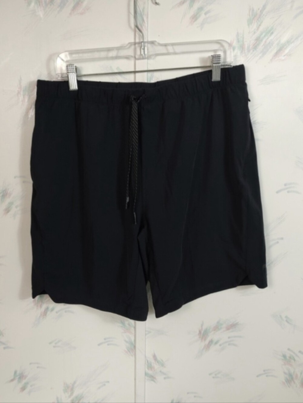 Men's Fabletics Athletic Shorts Black XL